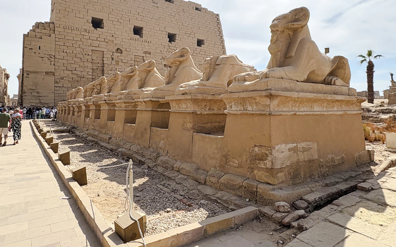 Luxor Private West and East Bank Tour with Lunch and Egyptologist Guide Image 2