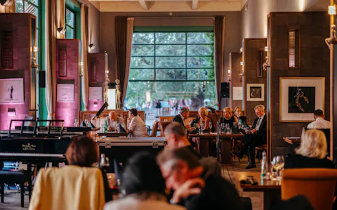art restoran mánes prag: frank sinatra anma konseri biletleri (sesli rehber dahil)-1