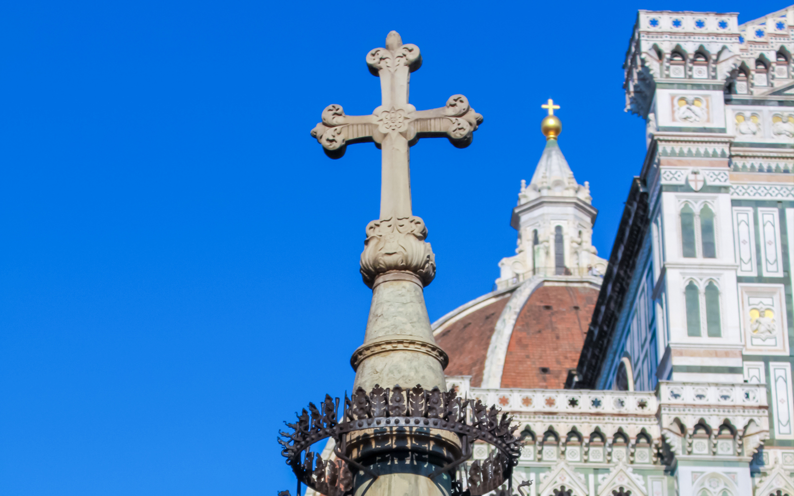San Zanobi Column In Florence