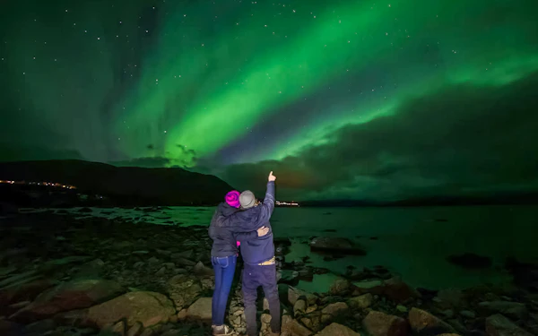 Abisko: Northern Lights Chase with Hotel Transfers