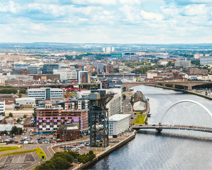 Glasgow Private Walking Tour With a Local Guide (Product 53177)