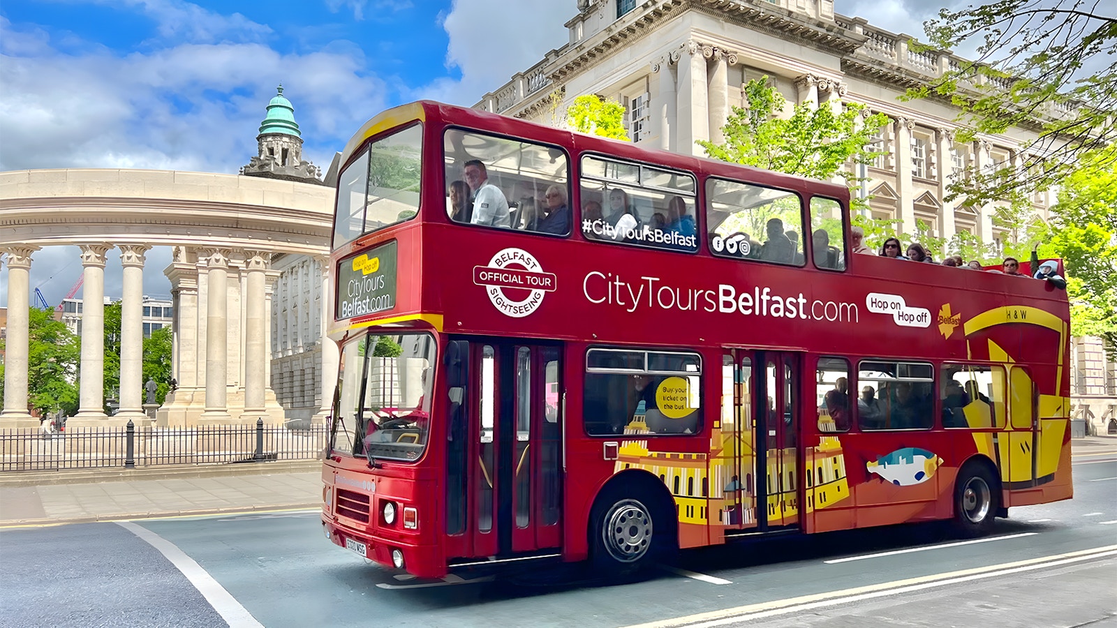 Belfast 1 or 2-Day Hop-on Hop-off Bus Tour