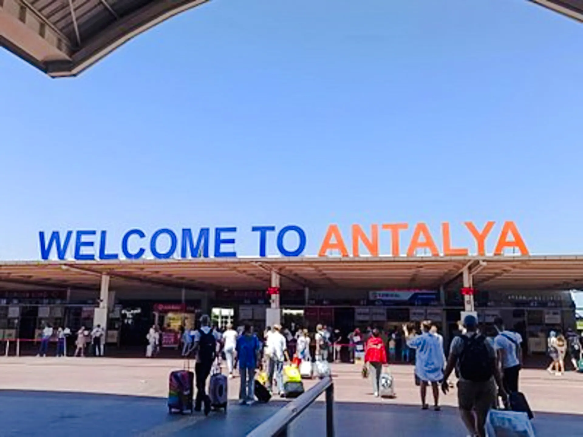 Private Transfer from Antalya Airport to Antalya Hotels Image 3