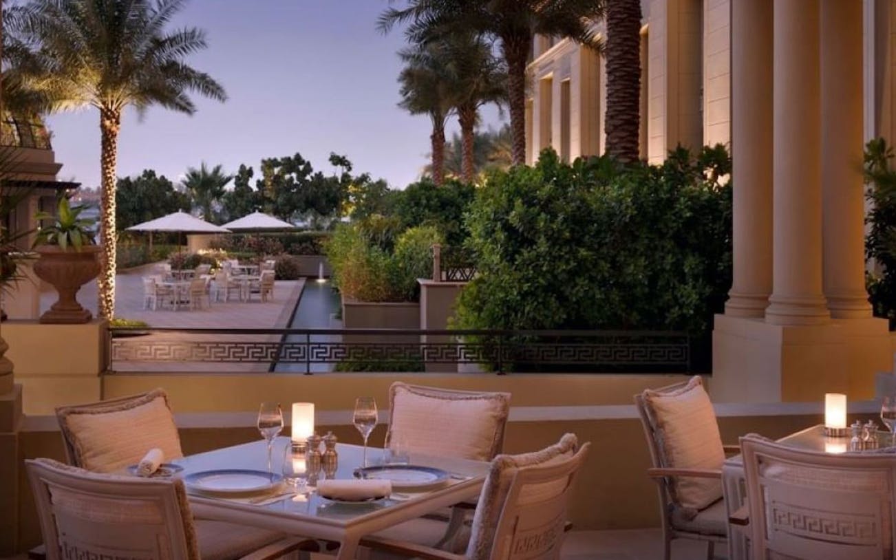 palazzo versace dubai: ужин из трёх блюд итальянской кухни с безалкогольными напитками и услугой парковщика-2