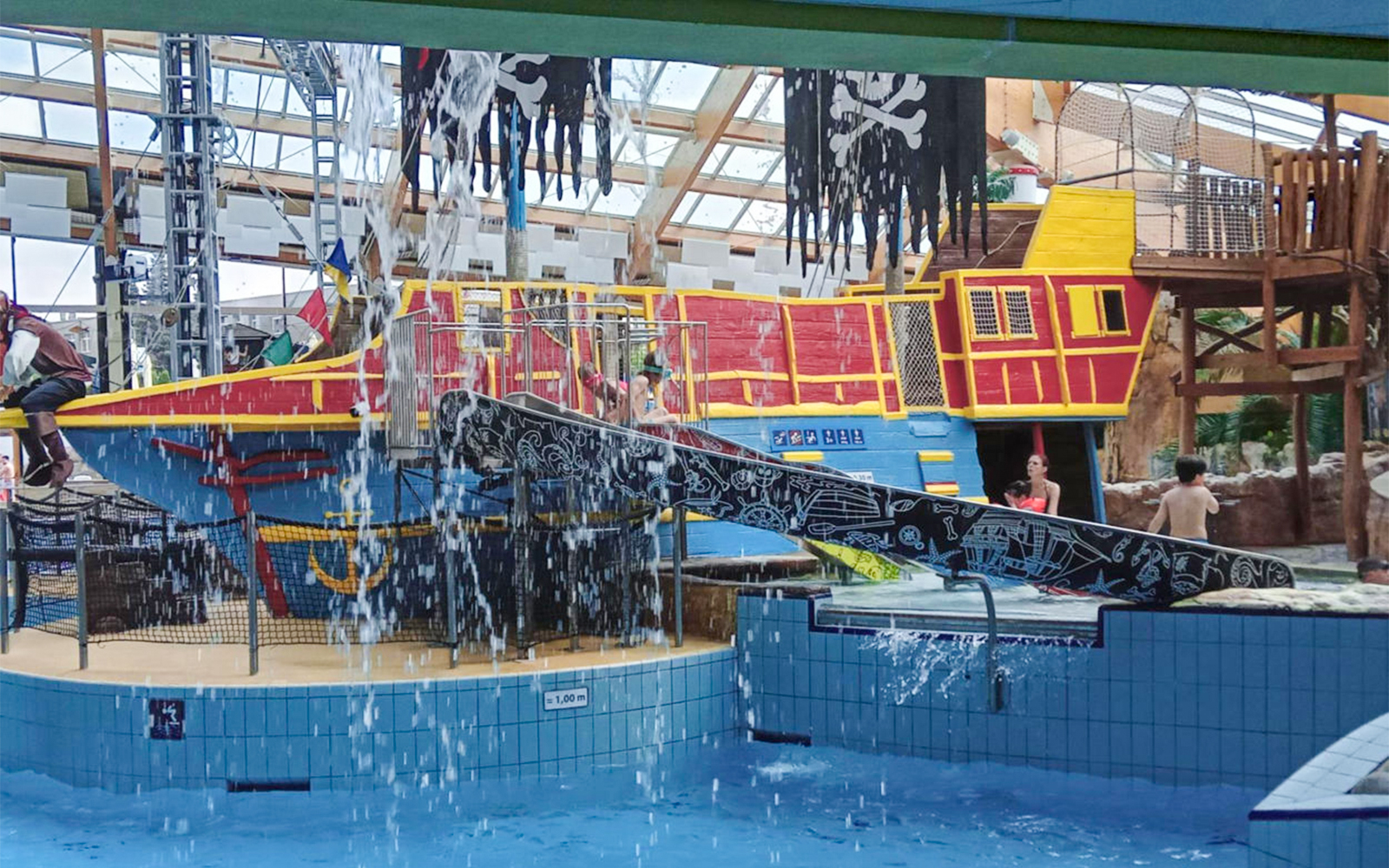 Aquapalace Prague earth cave