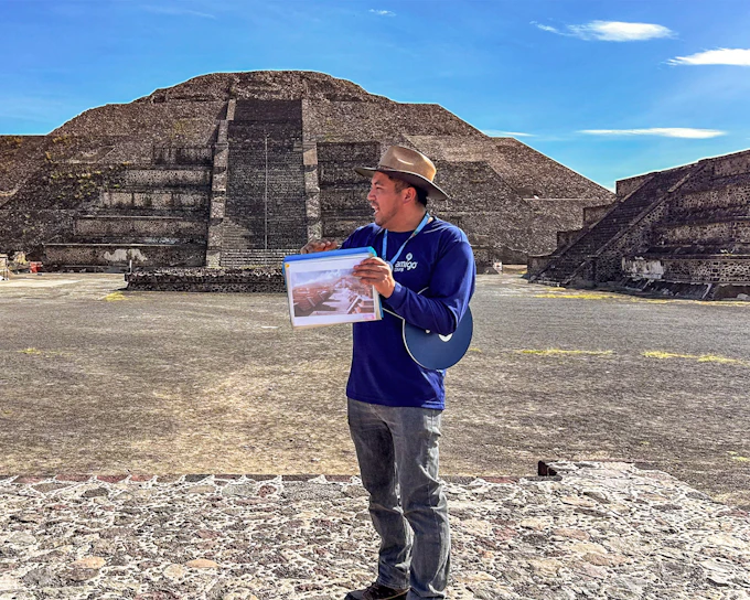 From Mexico City: Teotihuacán Early Access Tour