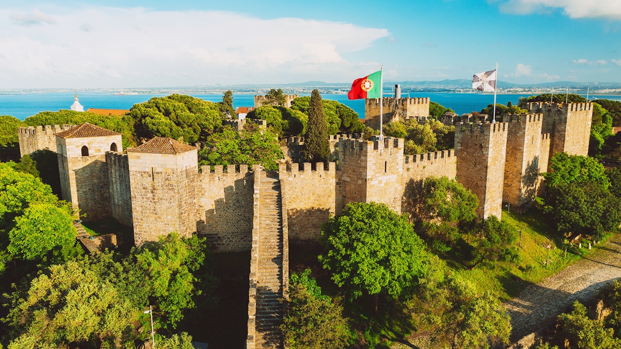 Sao Jorge Castle Architecture
