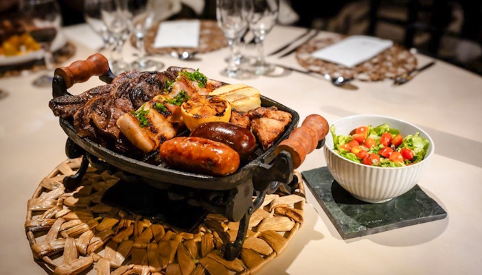 image of tango show with PREMIUM/executive dinner