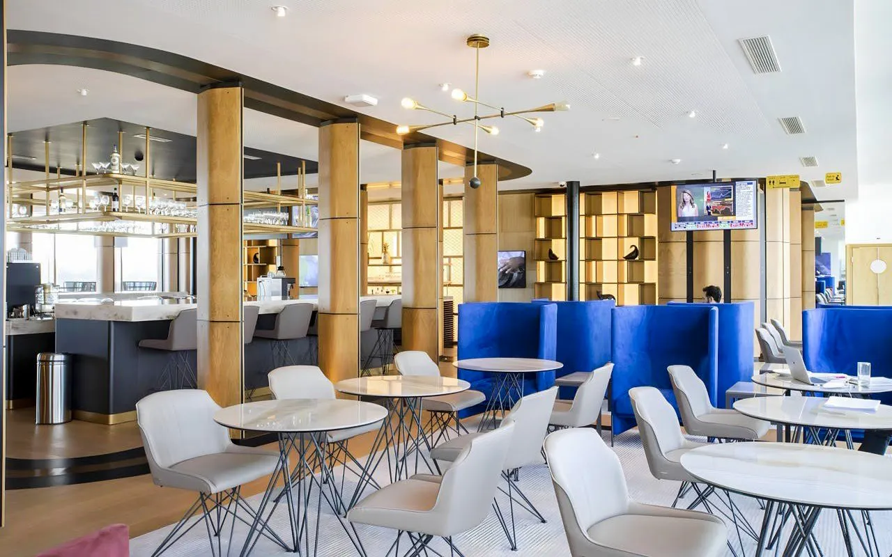 Zurich Airport: Primeclass Lounge at Terminal E