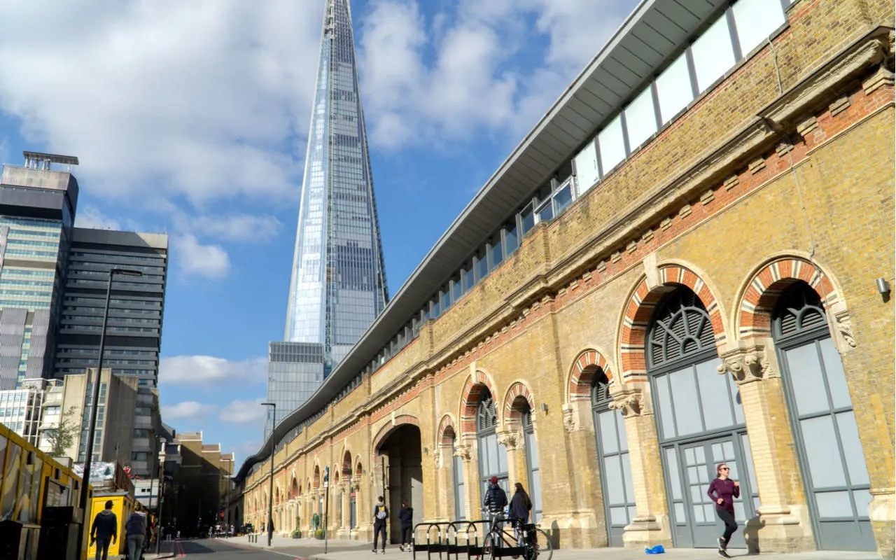 London Bridge Troll Hunt: Self-Guided City Exploration Game Image 6