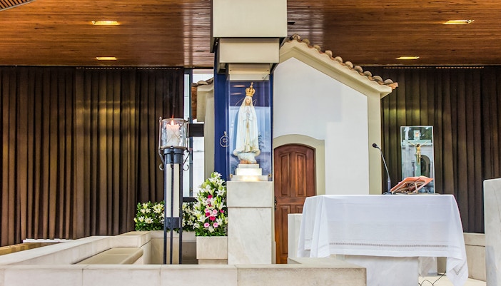Chapel of the apparitions with statue of Mary in the Sanctuary of Fatima.