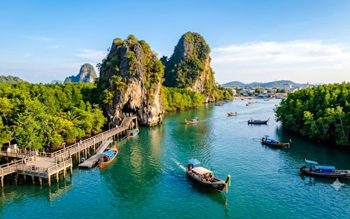 visite en bateau à longue queue à krabi au coucher du soleil : visite de la grotte de khao khanap nam et dégustation de spécialités au marché nocturne-5
