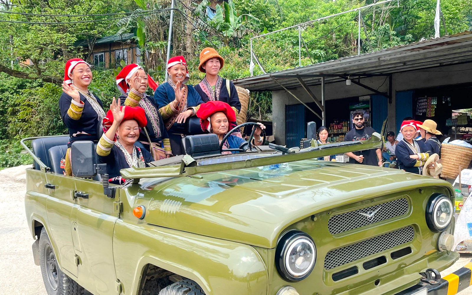 Full Day Sapa Jeep Tour
