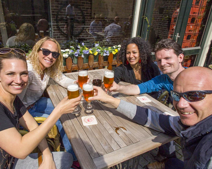4-Hour Rotterdam Breweries and Boat Tour with Guided Tastings