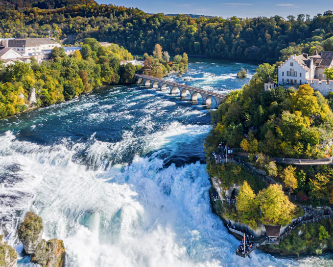 Day Trip From Zürich to Rhine Falls & Laufen Castle