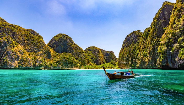 Pileh Lagoon speedboat tour.