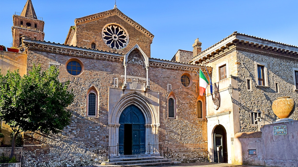 Villa d'Este - Entrances