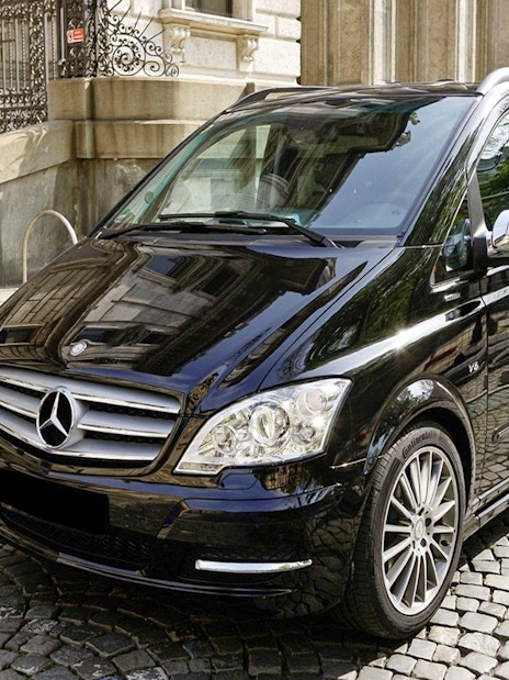 Private car for transfers during Kunsthistorisches Museum Vienna tour.