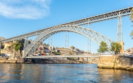 D. Luís Bridge