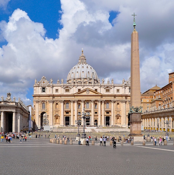 Plan the perfect visit to St. Peter’s Basilica with this guide
