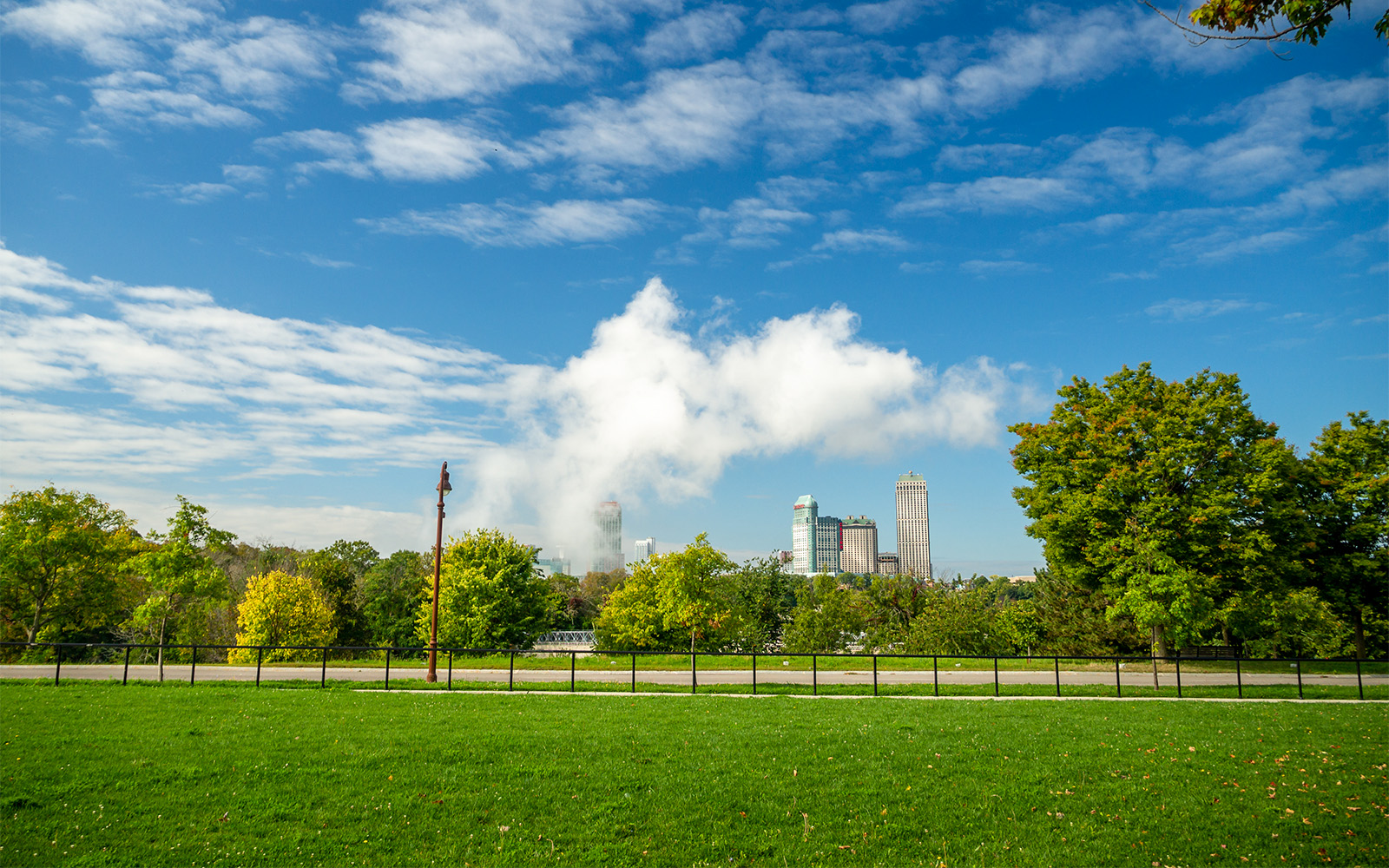 Niagara Falls Travel Guide