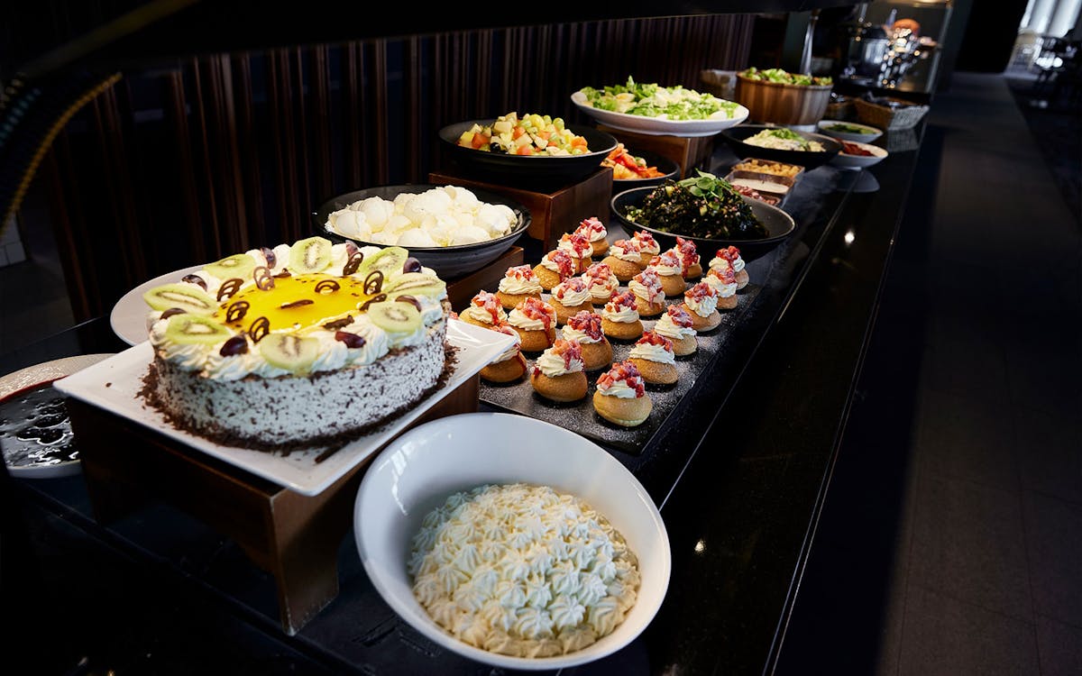 tickets to te rā guided experience & hāngī buffet lunch at te puia-12 tickets to te rā guided experience & hāngī buffet lunch at te puia-12