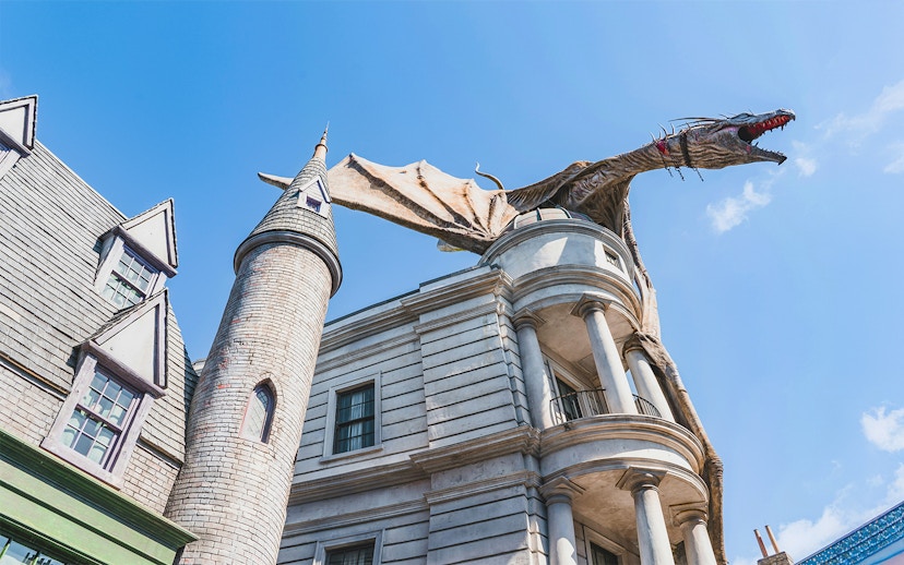 Dragon atop Gringotts Bank at Universal Orlando's Harry Potter World.