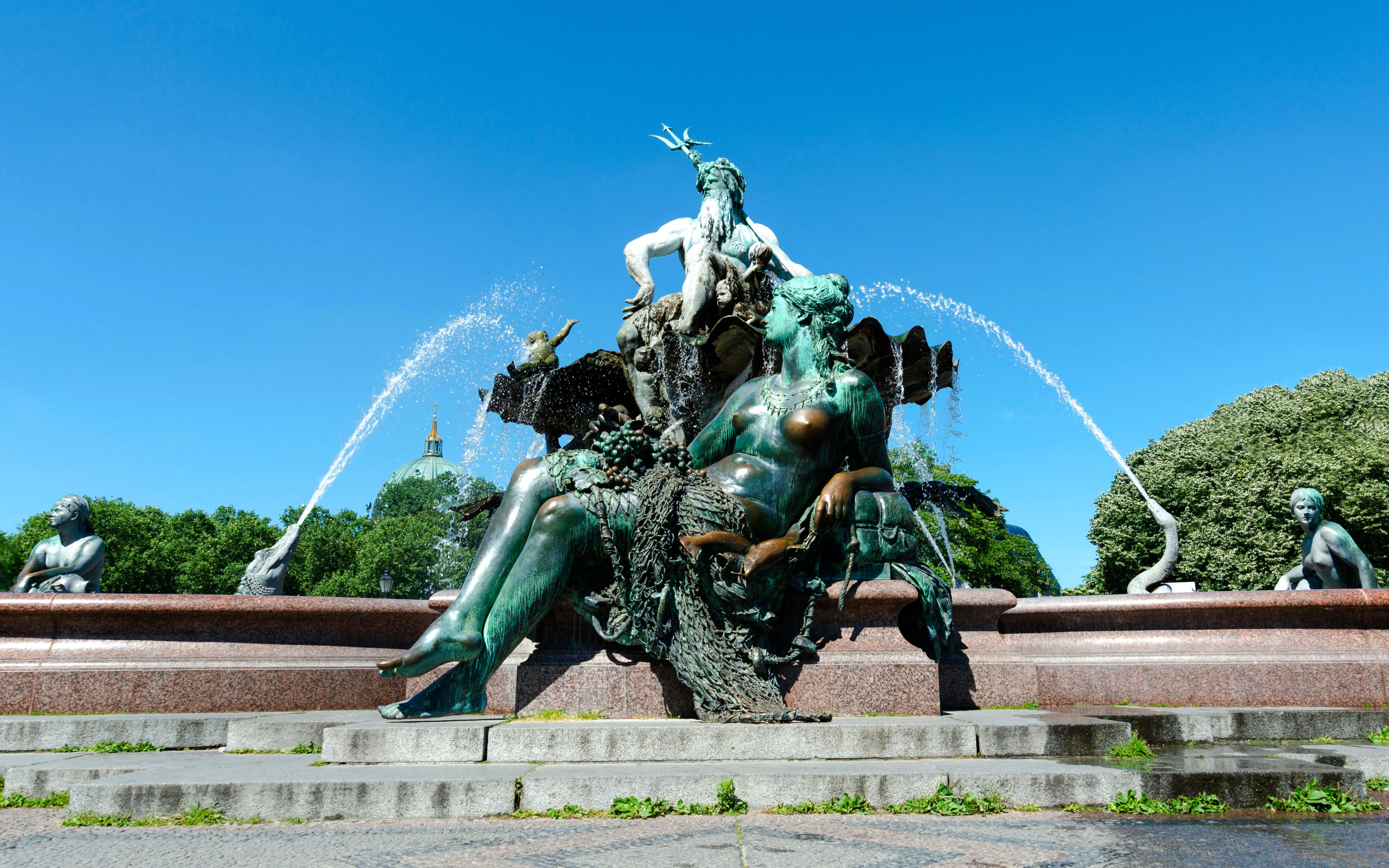 Neptune Fountain