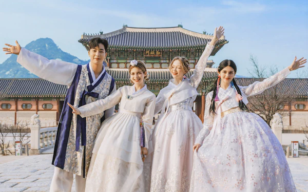 Hanbok Rental Experience at Seoul Gyeongbokgung Palace