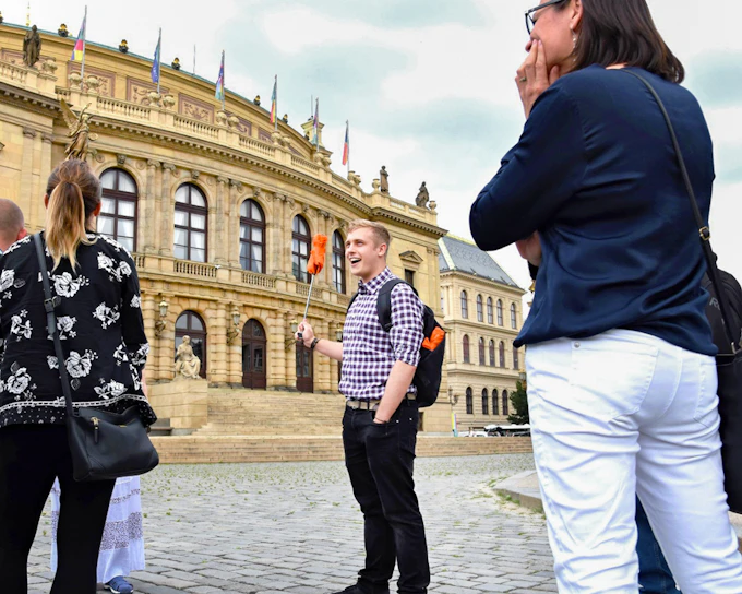 Prague Guided Tour with River Cruise, Czech Lunch & Drinks
