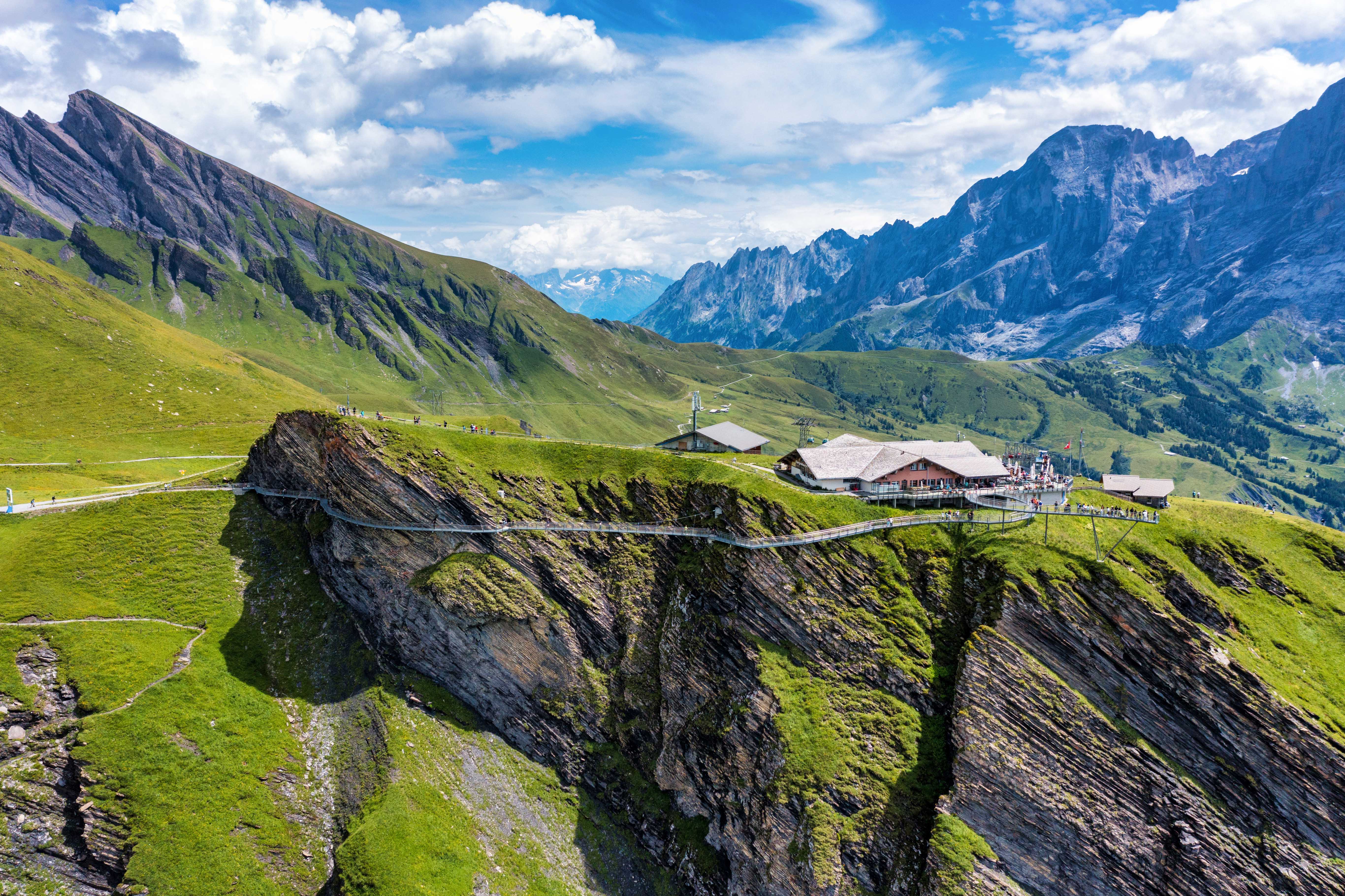 Grindelwald in April