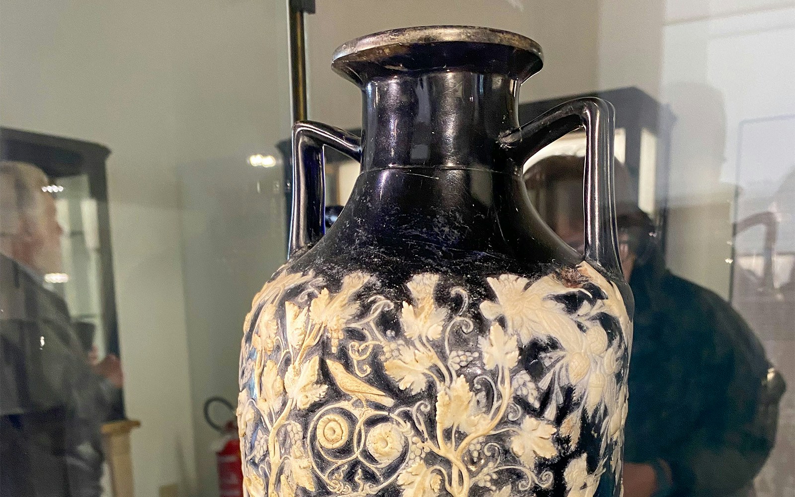 Objects from the Vesuvian age