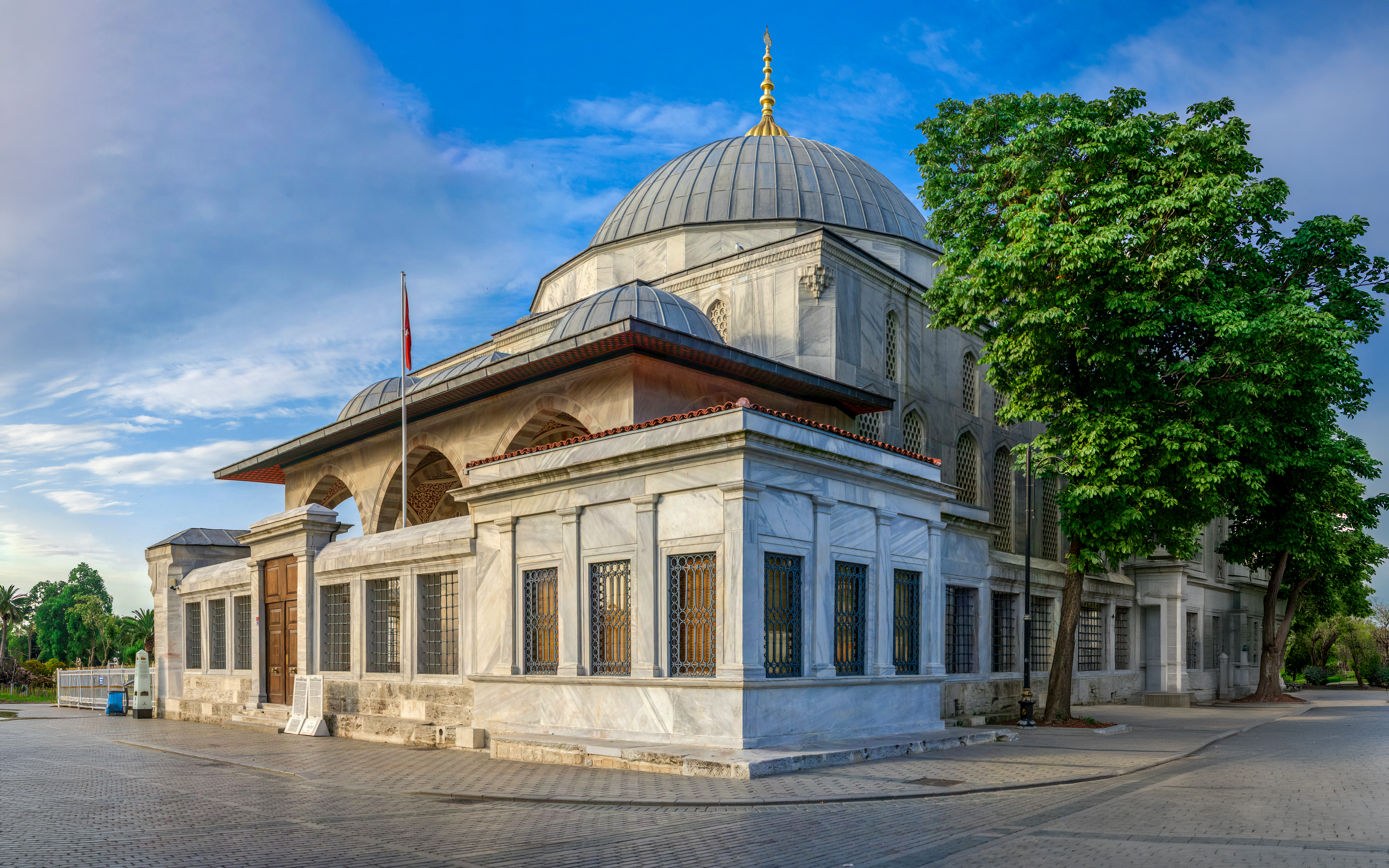 Tomb of Sultan Ahmad with domed roof and trees in Istanbul, Turkey.