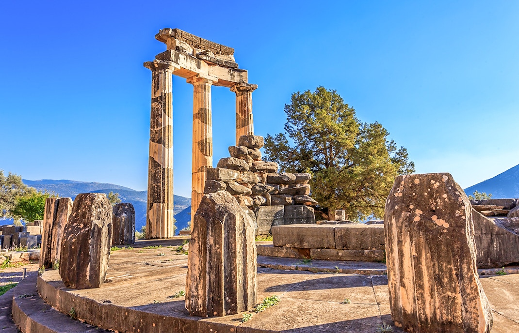 adyton temple of apollo