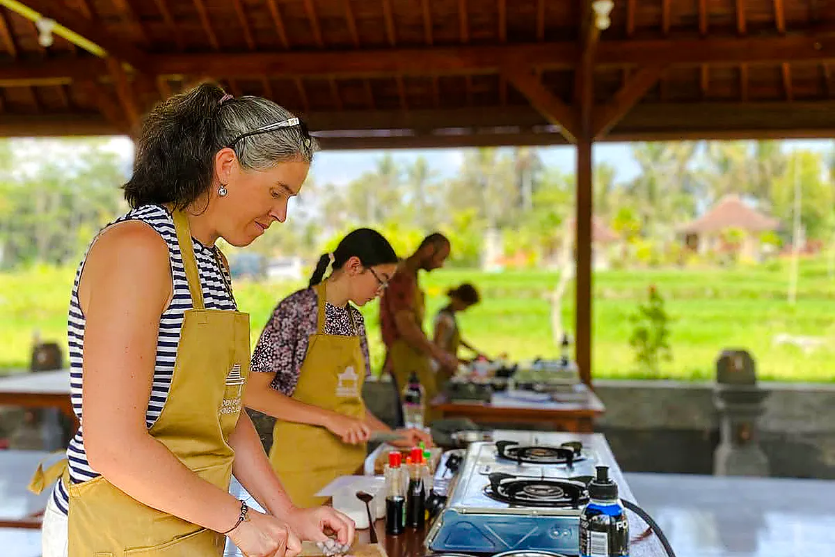 Ubud Balinese Cooking Class with Rice Field View Image 3