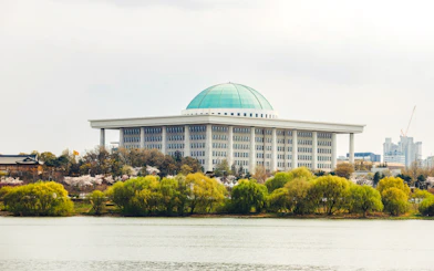 Han River Sightseeing Day Cruise by Eland Cruise