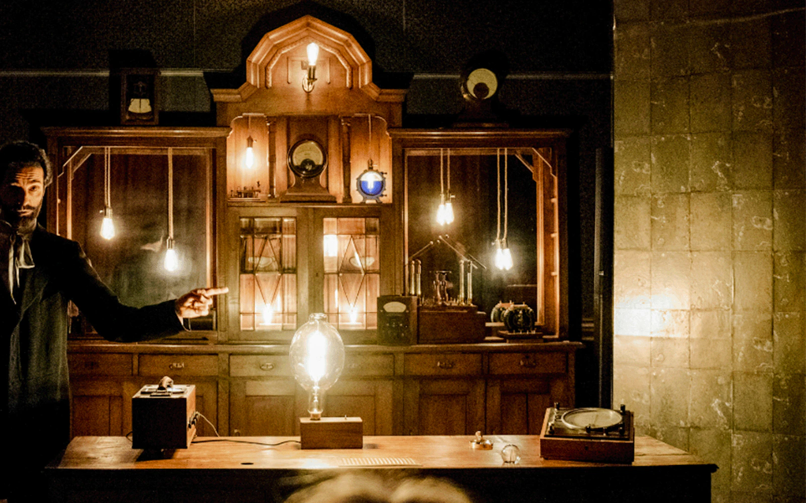 Jules Verne: The Extraordinary Voyage Immersive Experience Tickets in Paris