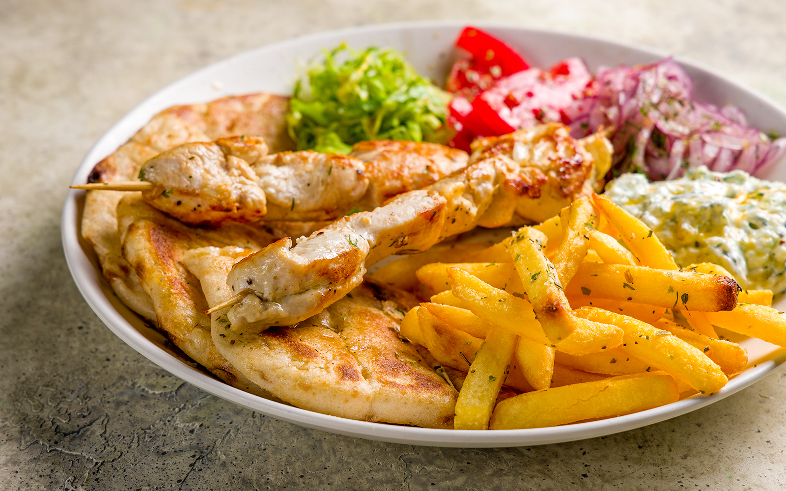 Prânz cu 3 feluri de mâncare