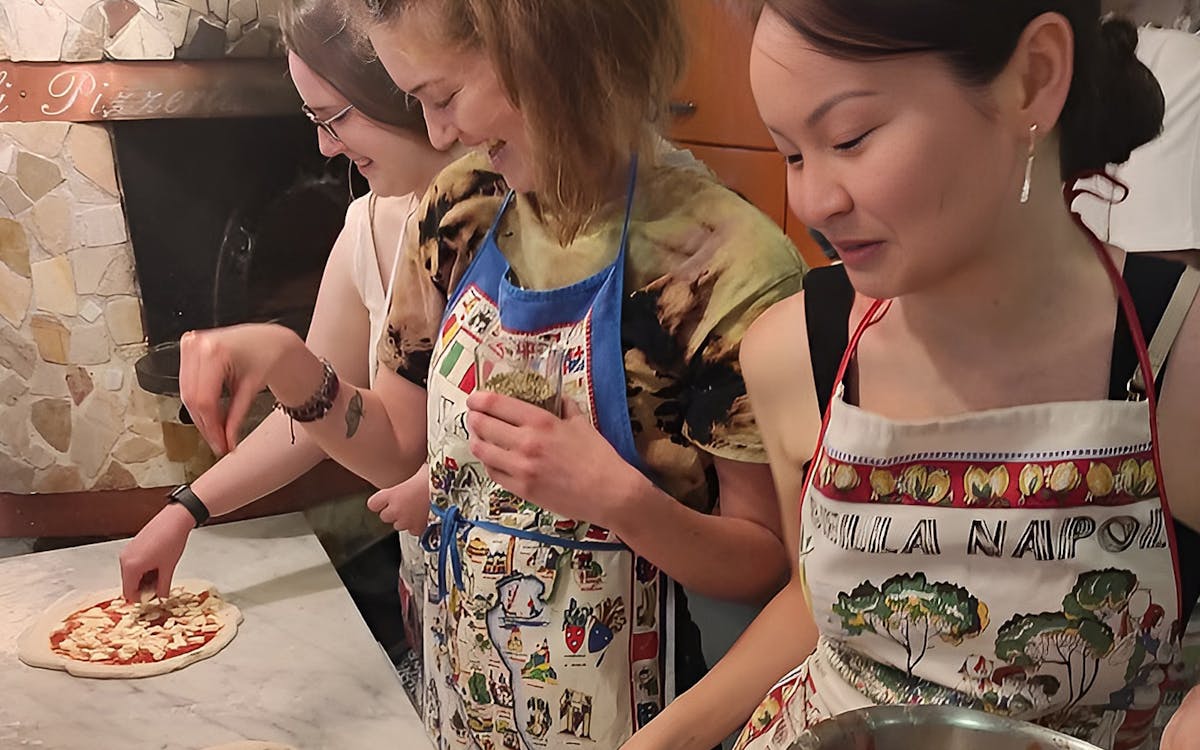pizza-making cooking class in naples-7 pizza-making cooking class in naples-7