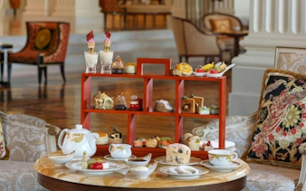 palazzo versace dubai: afternoon high tea at mosaico lounge-3