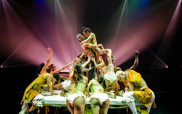 Performers in a dynamic dance at Sala Scala, Gran Canaria.