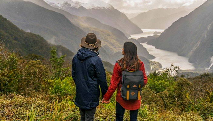 Wilmot Pass coach journey