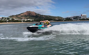 guidet jetski-tur på magnetic island med snorkling-1