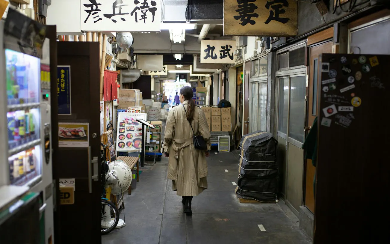 Tokyo Walking Tour of Tsukiji, Asakusa, and Akihabara: Culinary, Historical, and Pop Culture Districts Guided Experience Image 8