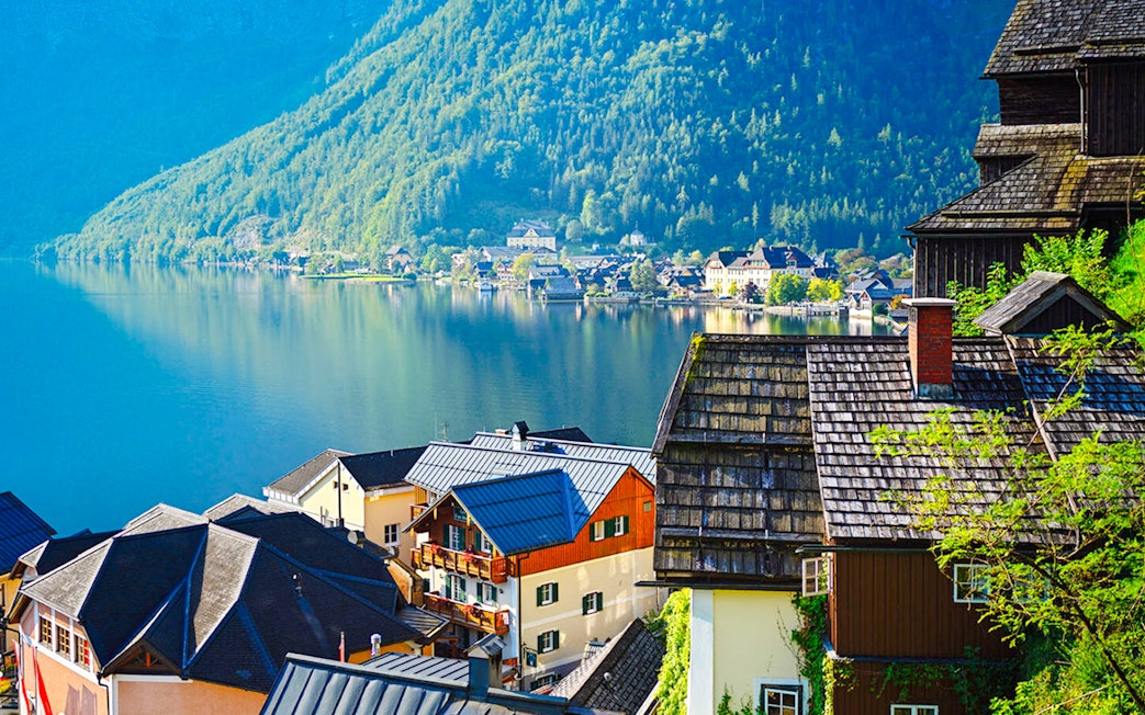 Village of Hallstatt, Austria with lakeside view and traditional alpine houses.