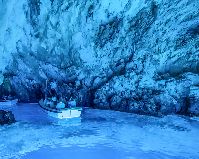 From Split: Blue Cave, Mamma Mia, Hvar and 5 Island Boat Tour