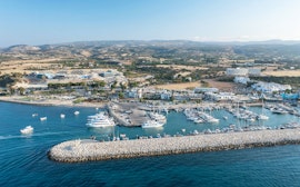 Latchi Havn