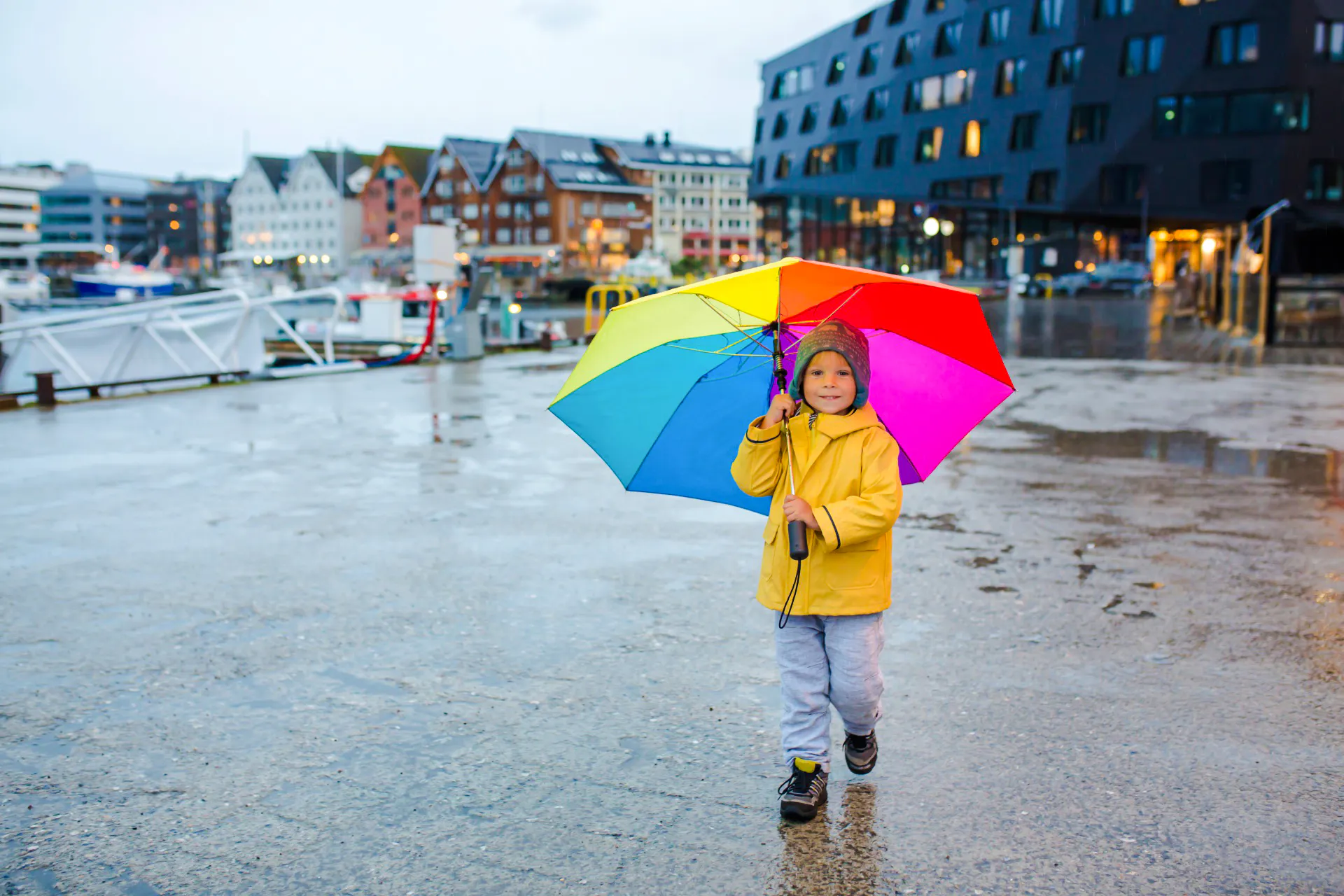 tromso private old town walking tour with northern lights cruise-7