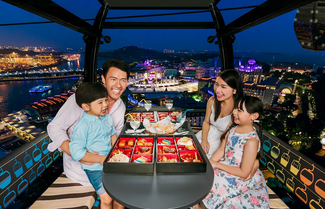 Dining, Singapore Cable Car