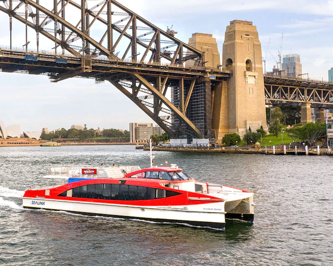 Sydney Harbour Hop-on Hop-off Cruise